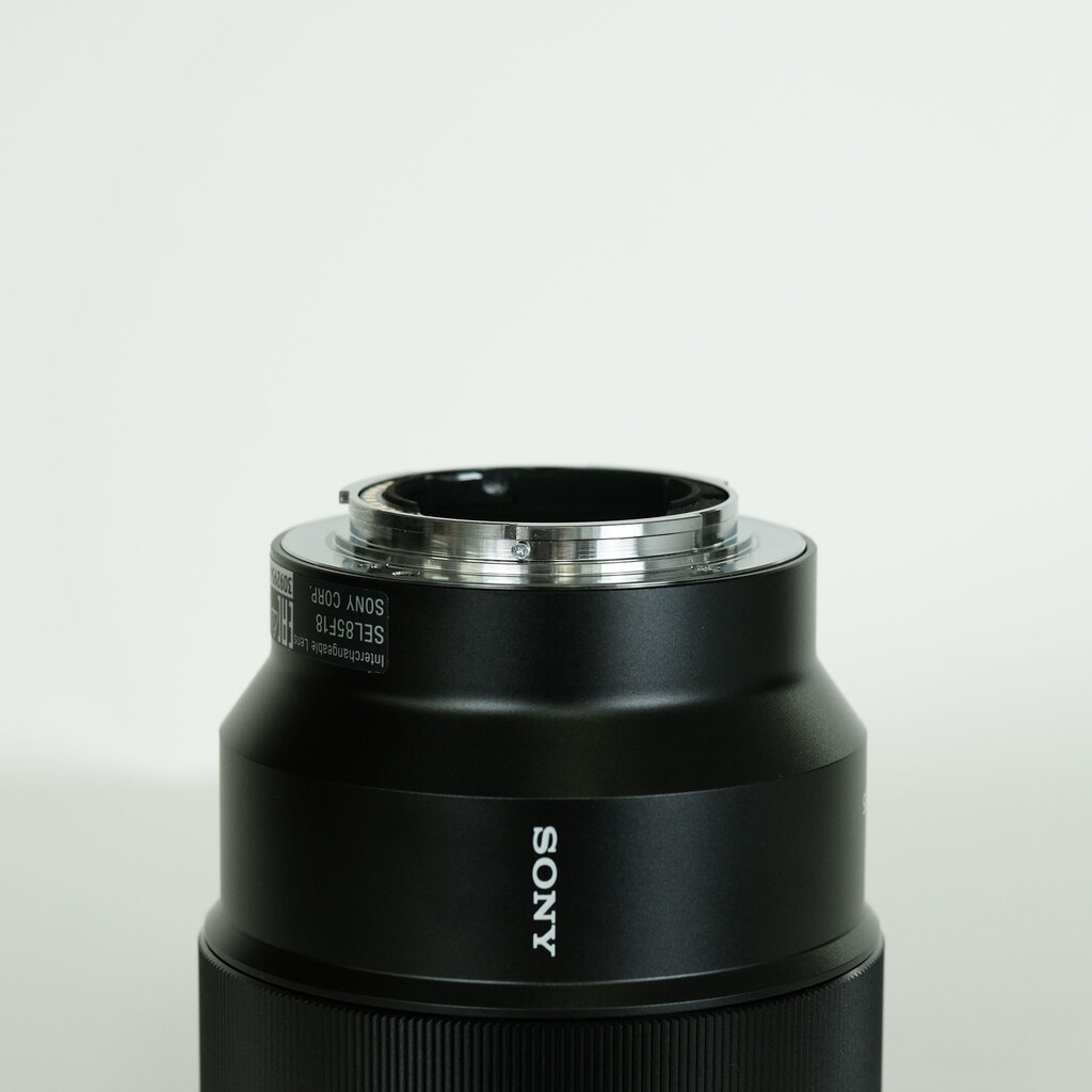 SONY FE 85mm F1.8 SEL85F18 SONY FE 85mm F1.8 SEL85F18