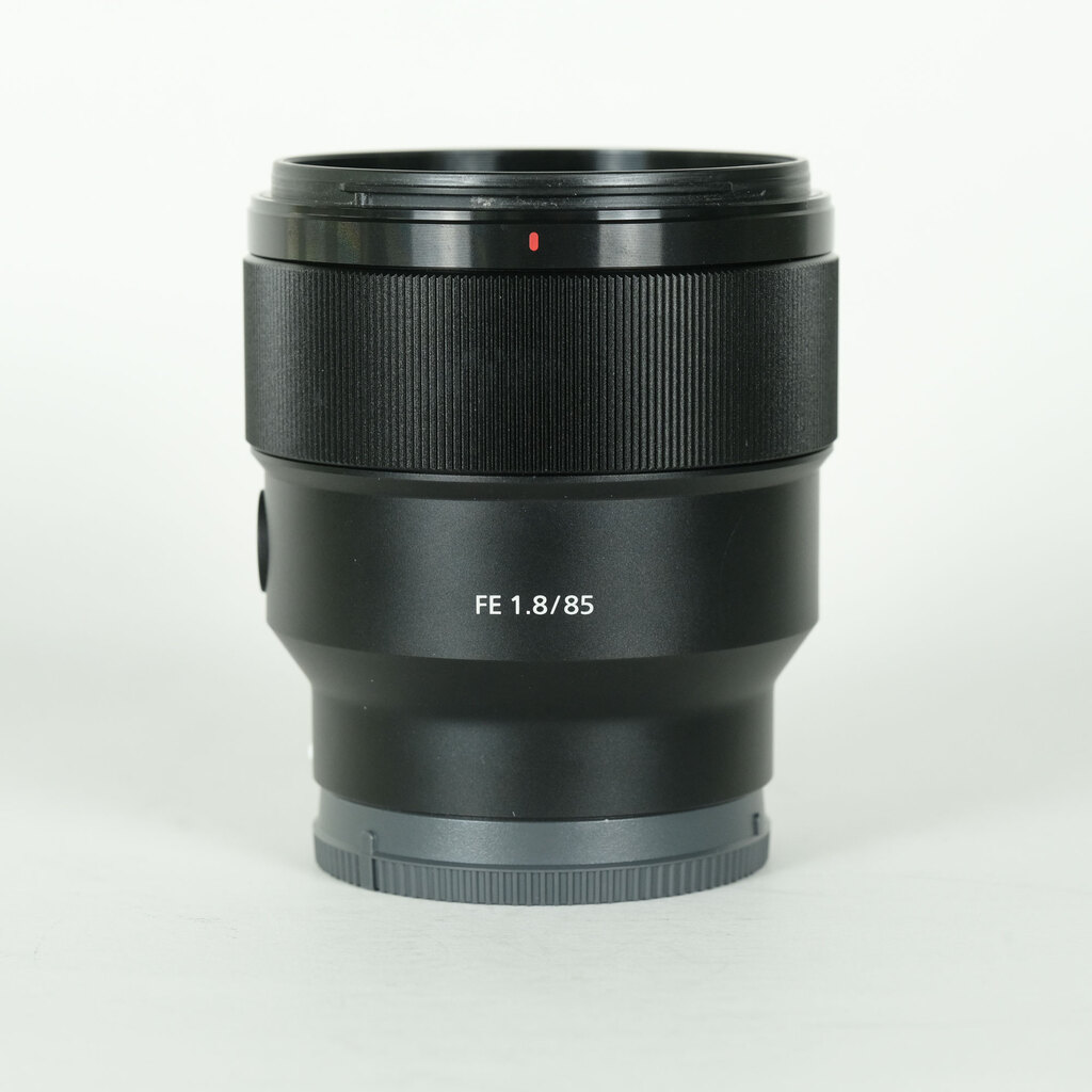 SONY FE 85mm F1.8 SEL85F18 SONY FE 85mm F1.8 SEL85F18