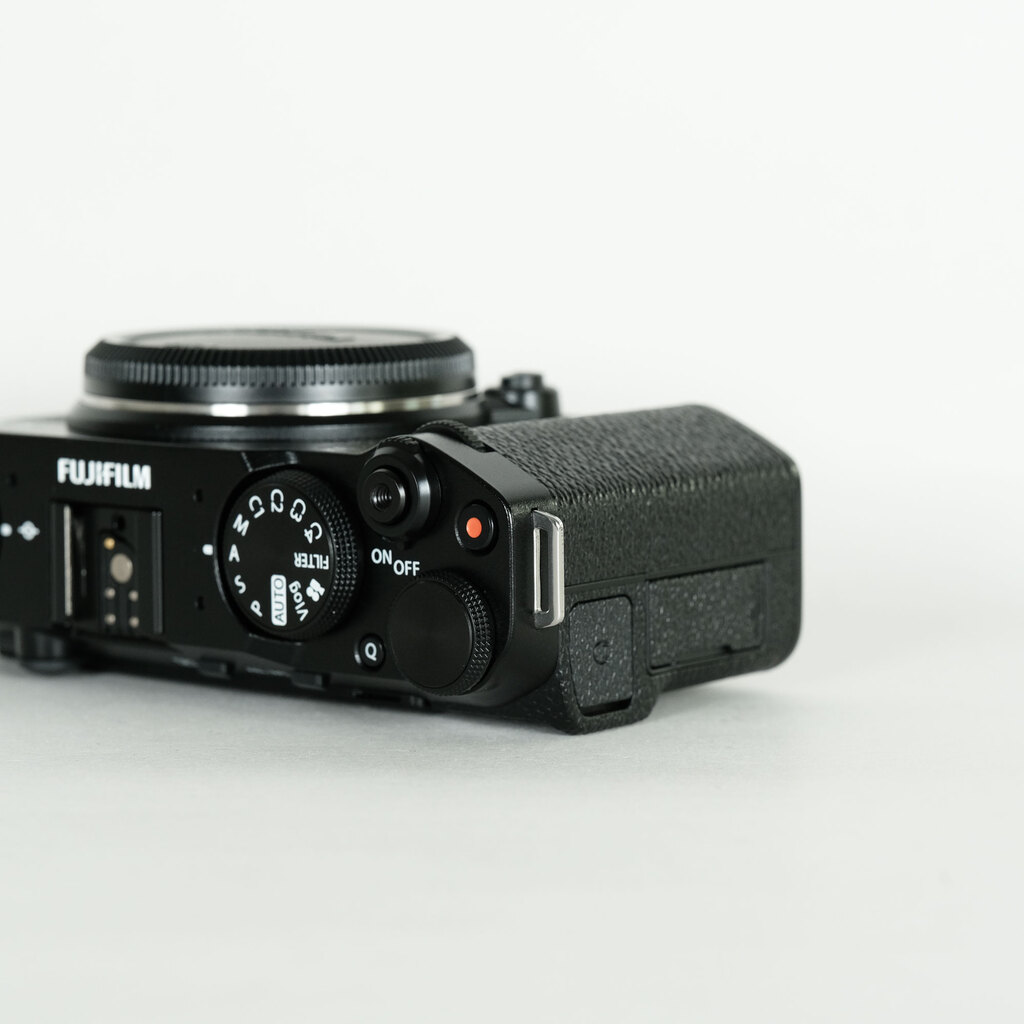 FUJIFILM X-M5 FUJIFILM X-M5