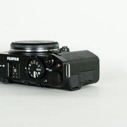 FUJIFILM X-M5 FUJIFILM X-M5