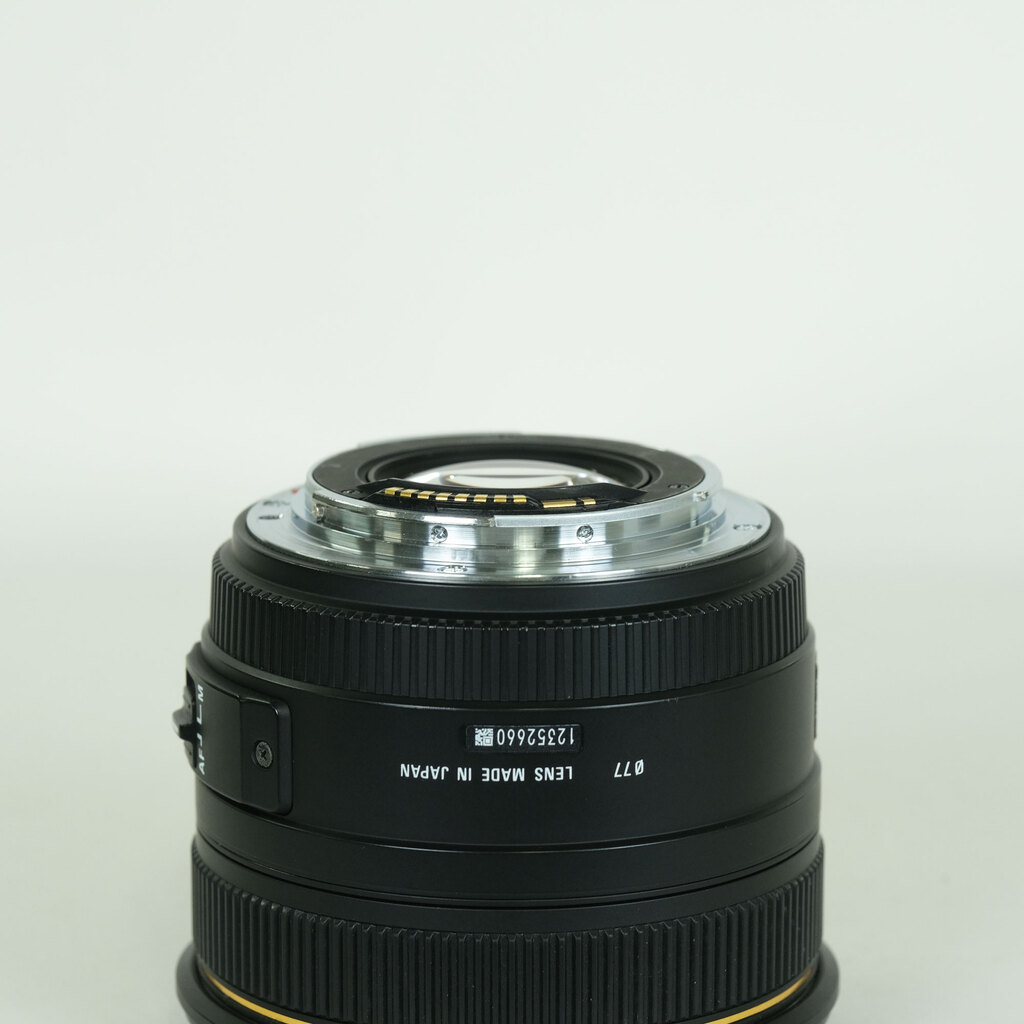 SIGMA 50mm F1.4 EX DG HSM (キヤノンEF用)