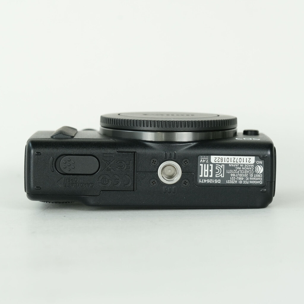 Canon EOS M2 ボディ ブラックの出品 | ONE SCENE（ワンシーン）