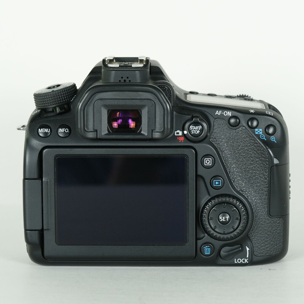 Canon EOS 80D Canon EOS 80D