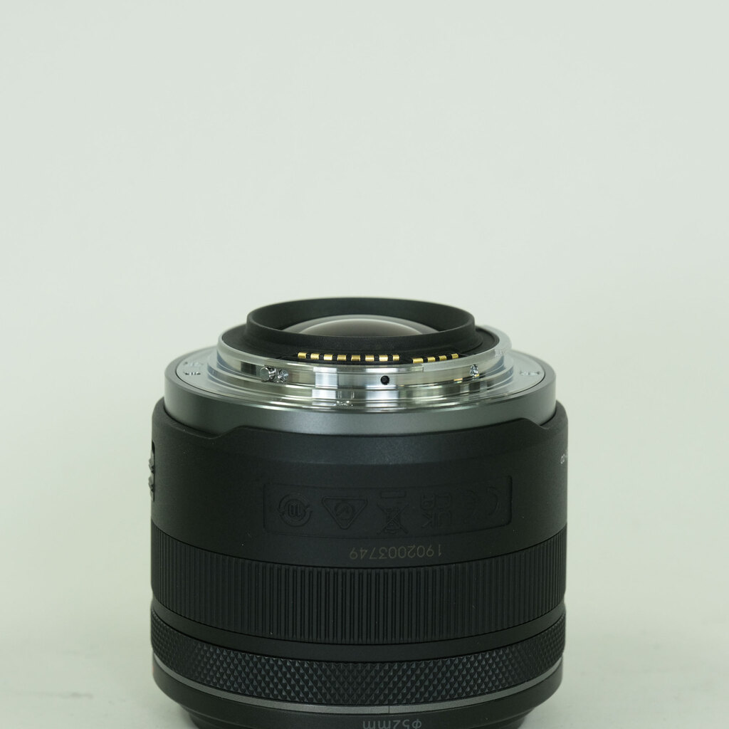 Canon RF24mm F1.8 MACRO IS STM