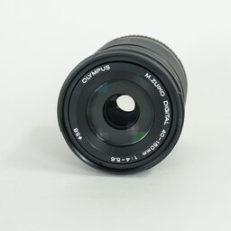 OLYMPUS M.ZUIKO DIGITAL ED 40-150mm F4.0-5.6 R OLYMPUS M.ZUIKO DIGITAL ED 40-150mm F4.0-5.6 R