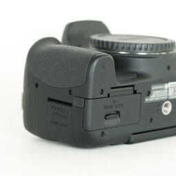 Canon EOS Kiss X8i Canon EOS Kiss X8i