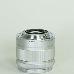 Panasonic LUMIX G VARIO 35-100mm / F4.0-5.6 ASPH. / MEGA O.I.S.