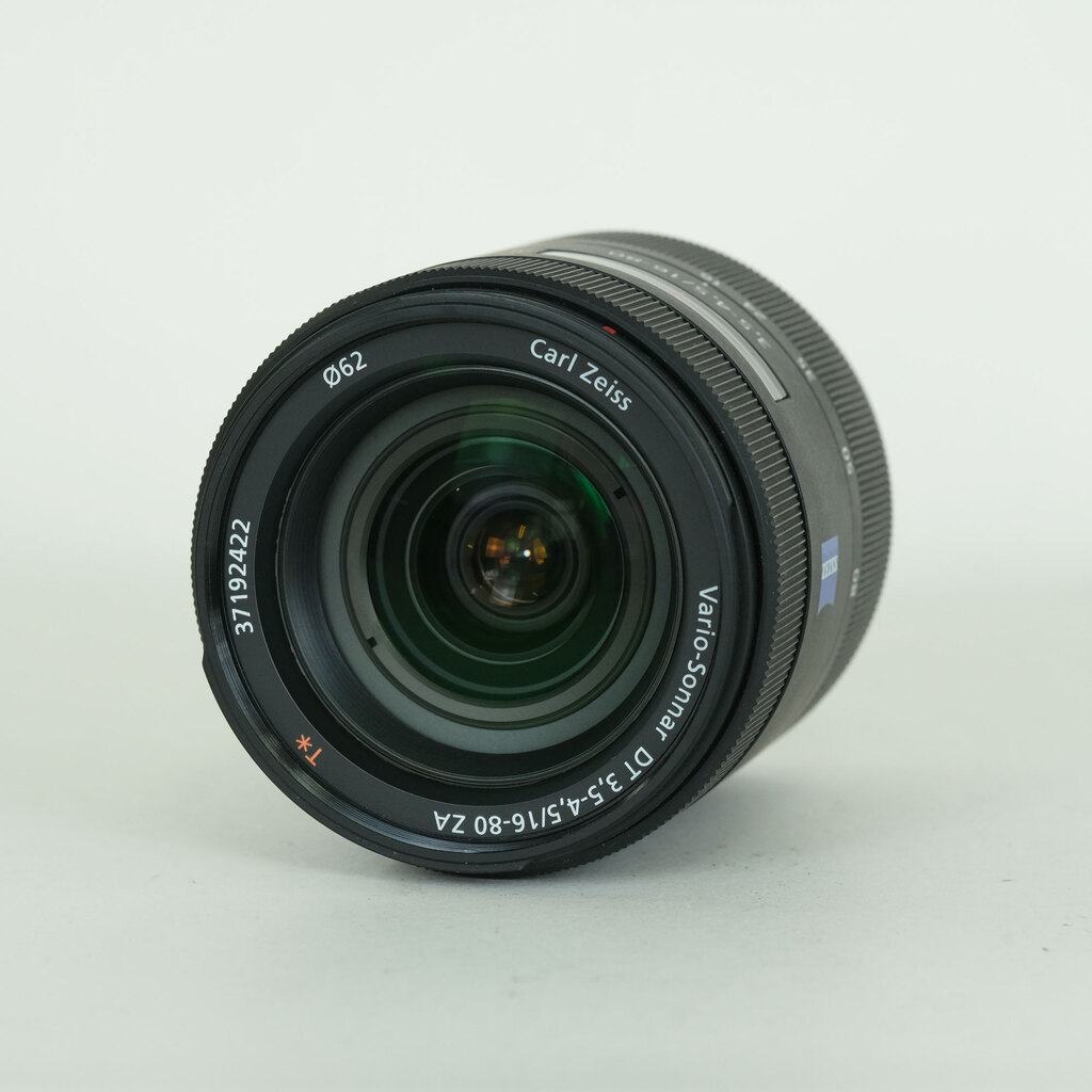 SONY Vario-Sonnar T＊ DT 16-80mm F3.5-4.5 ZA SAL1680Z