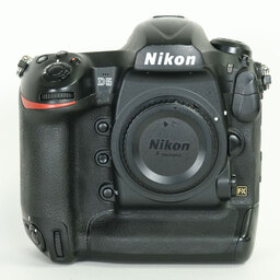 Nikon D5 ボディ（CF-Type）