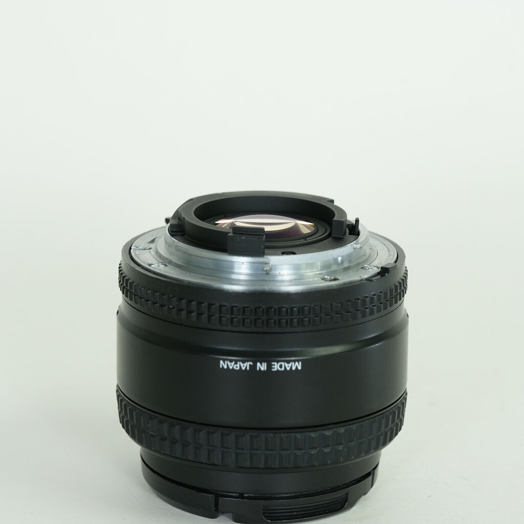 Nikon Ai AF Nikkor 24mm F2.8D