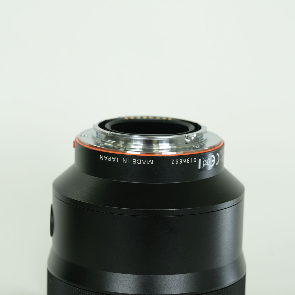 SONY Sonnar T* 135mm F1.8 ZA SAL135F18Z