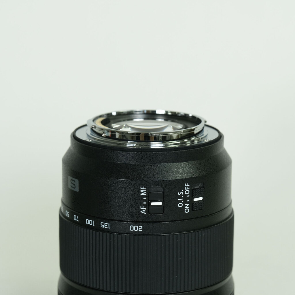Panasonic LUMIX S 28-200mm F4-7.1 MACRO O.I.S.