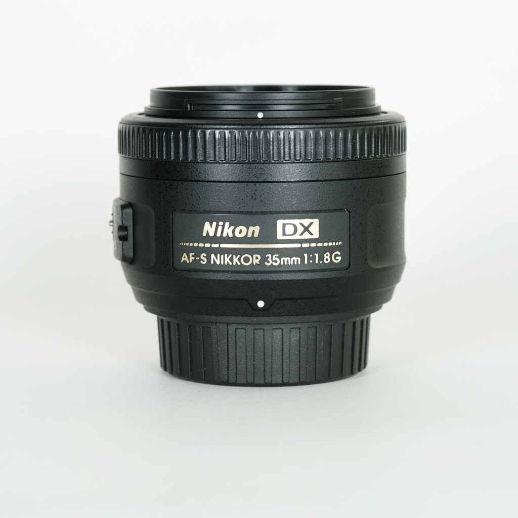 Nikon AF-S DX NIKKOR 35mm f/1.8G