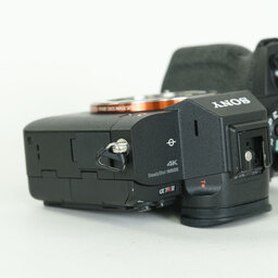 SONY α7R IV(ILCE-7RM4) SONY α7R IV(ILCE-7RM4)