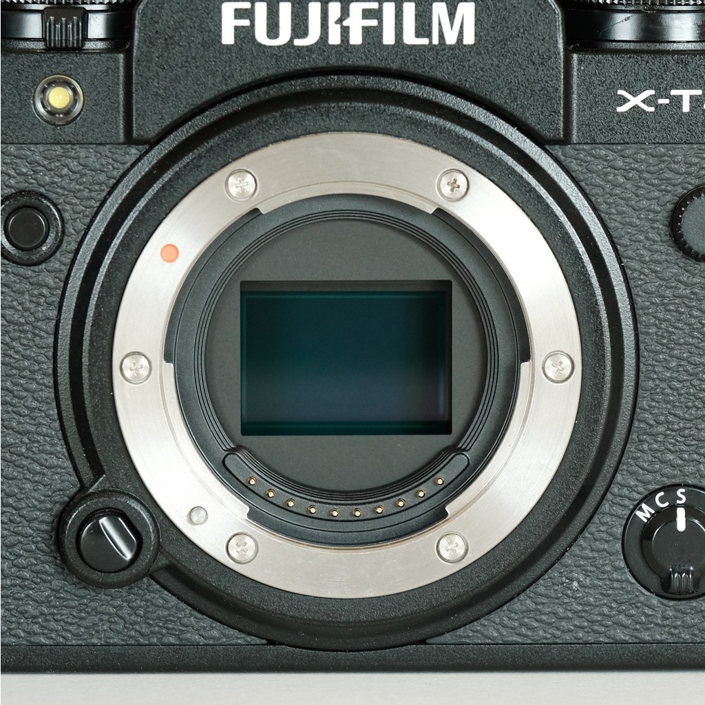 FUJIFILM X-T4