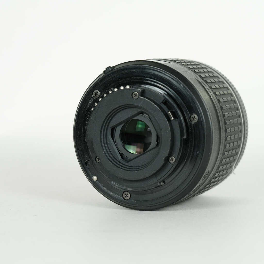 Nikon AF-P DX NIKKOR 18-55mm F3.5-5.6G VR