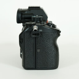 SONY α7 III（ILCE-7M3）