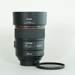 Canon EF85mm F1.4L IS USM Canon EF85mm F1.4L IS USM
