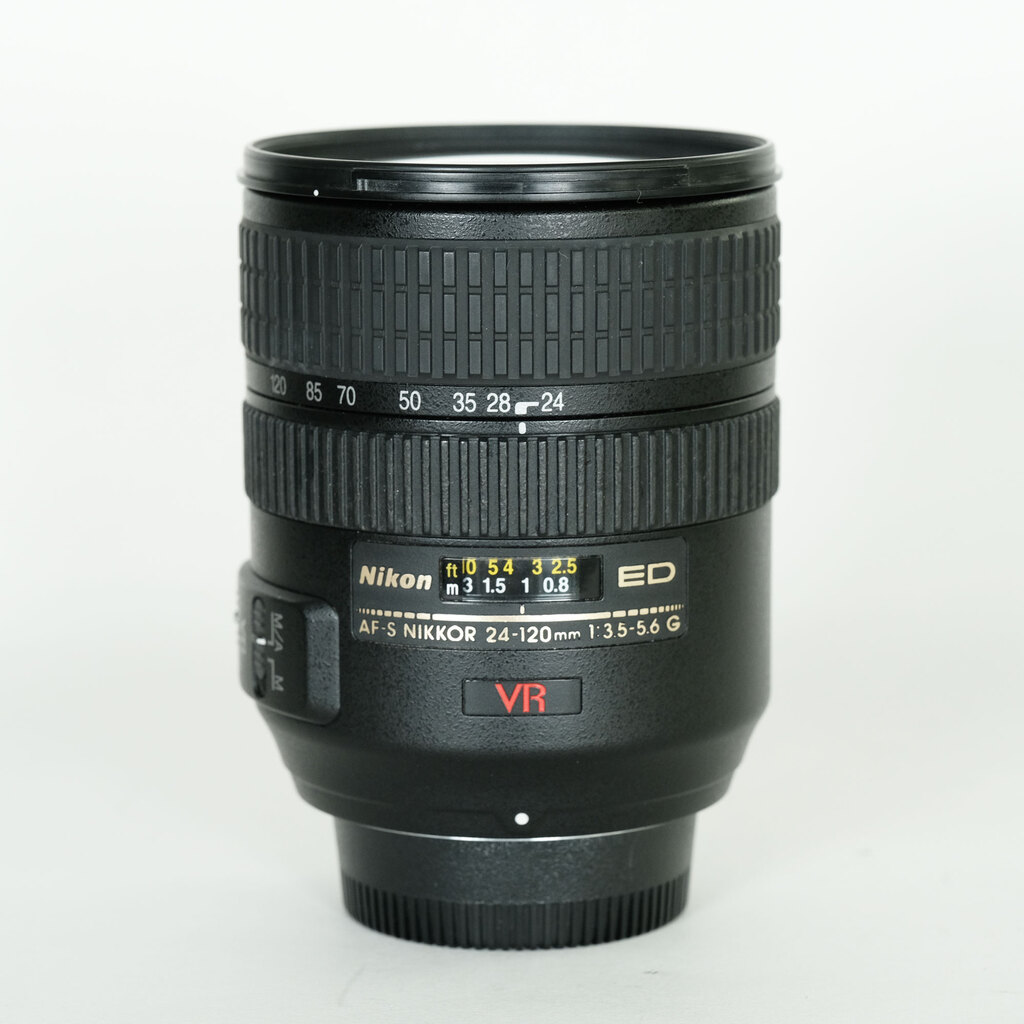 Nikon AF-S VR Zoom-Nikkor 24-120mm F3.5-5.6G IF-ED