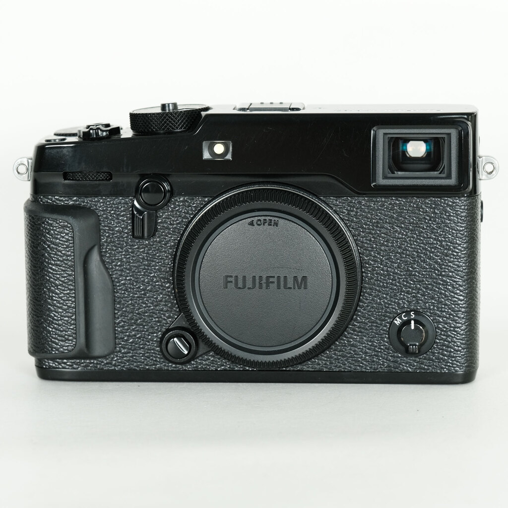 FUJIFILM X-Pro2