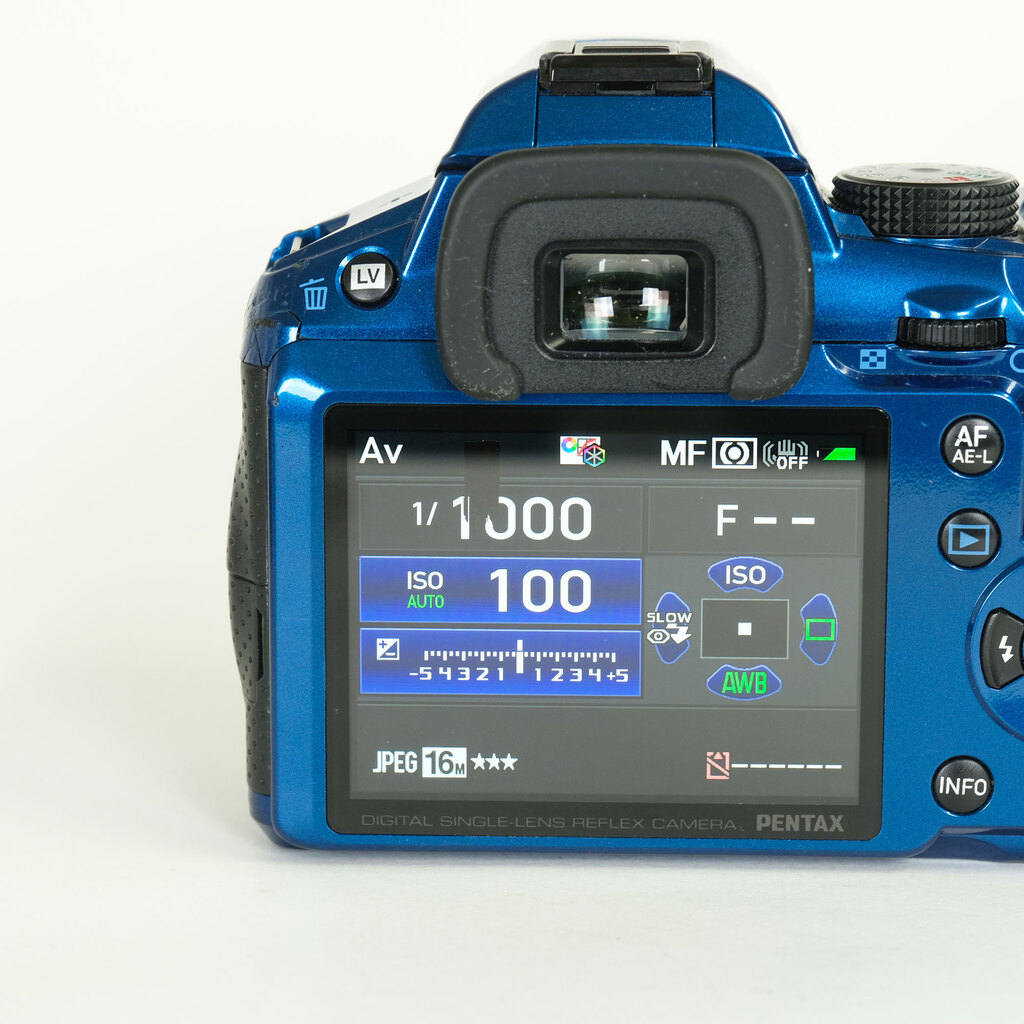 PENTAX K-30 ボディ クリスタルブルー