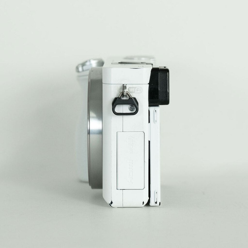 SONY α6000（ILCE-6000）