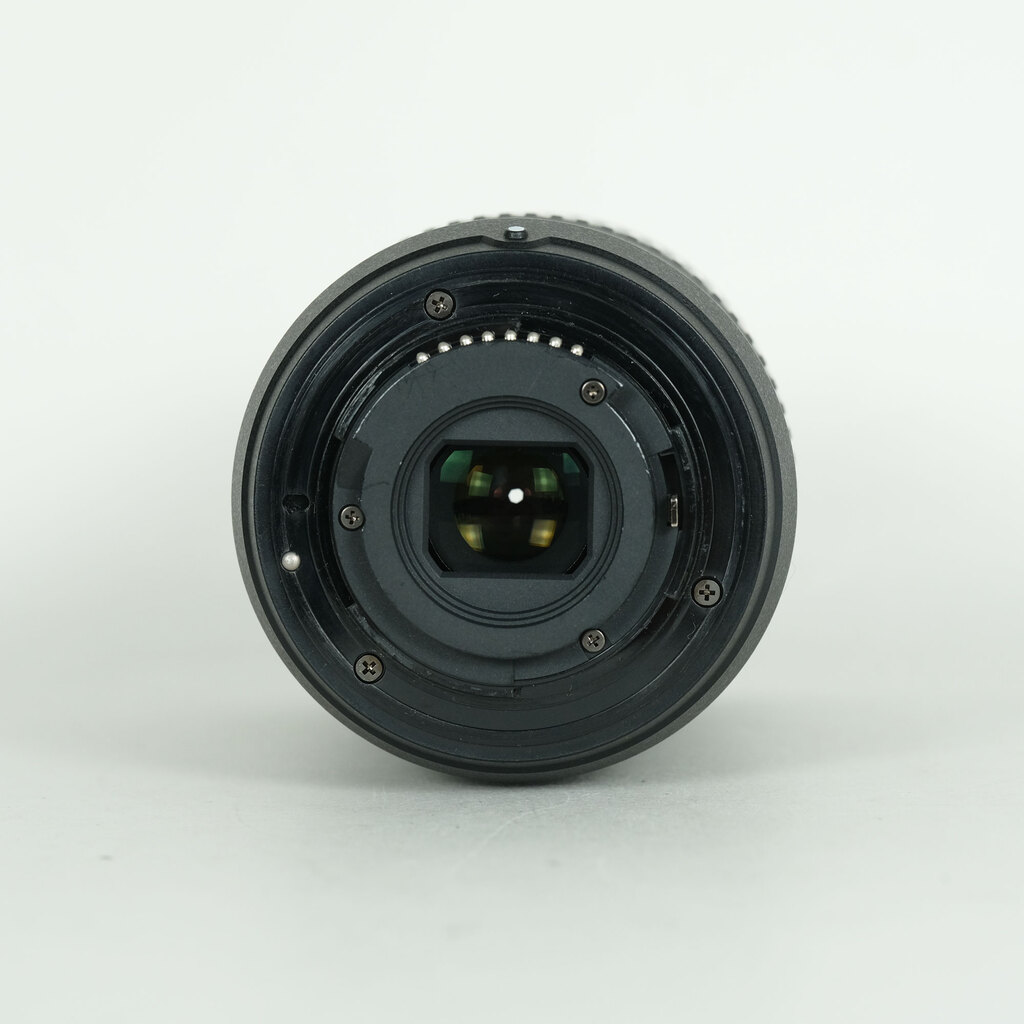 Nikon AF-P DX NIKKOR 70-300mm f/4.5-6.3G ED VR Nikon AF-P DX NIKKOR 70-300mm f/4.5-6.3G ED VR