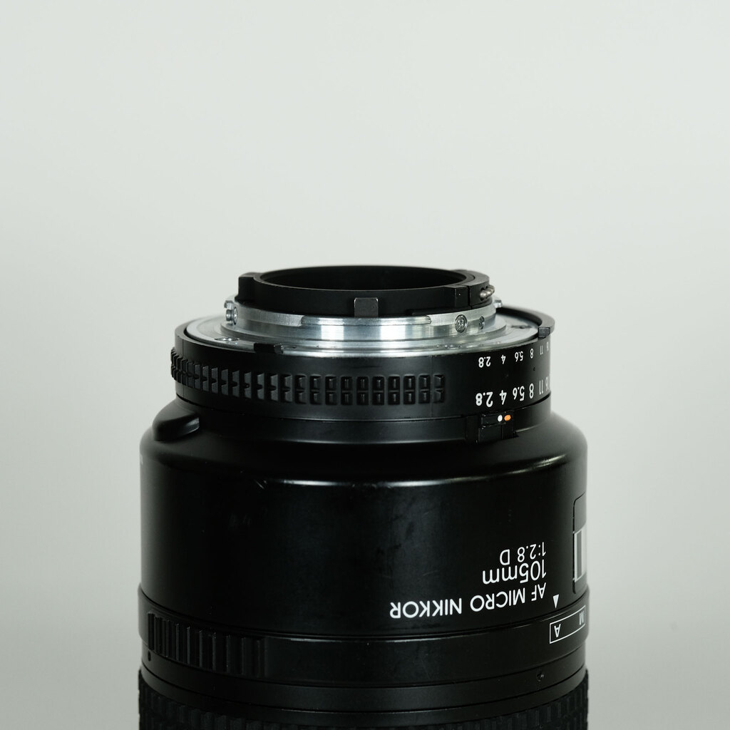 Nikon AF 105mm F2.8D マイクロ