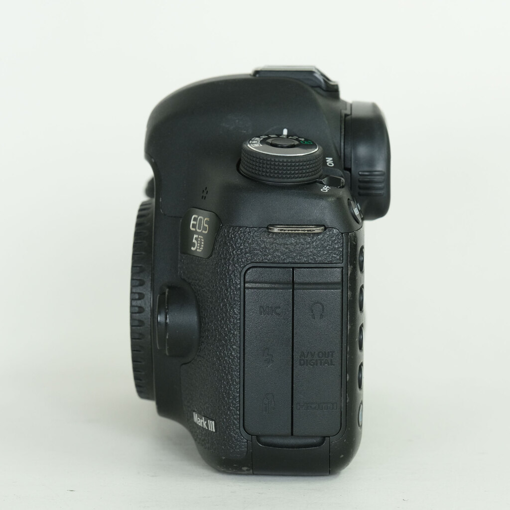 Canon EOS 5D Mark III