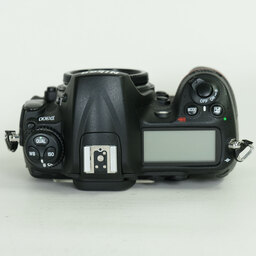 Nikon D300 ボディ