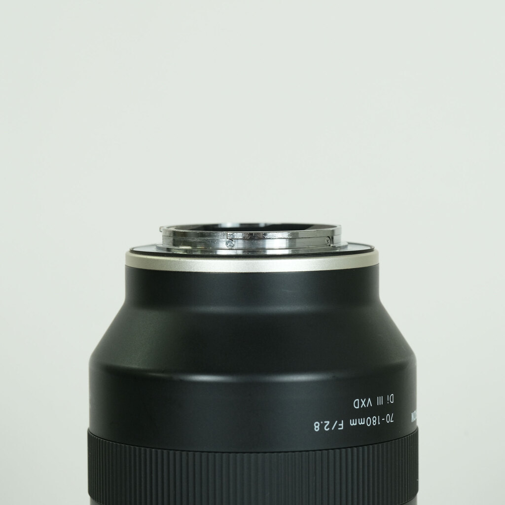 TAMRON 70-180mm F/2.8 Di III VXD (Model A056) [ ソニーE用 ]