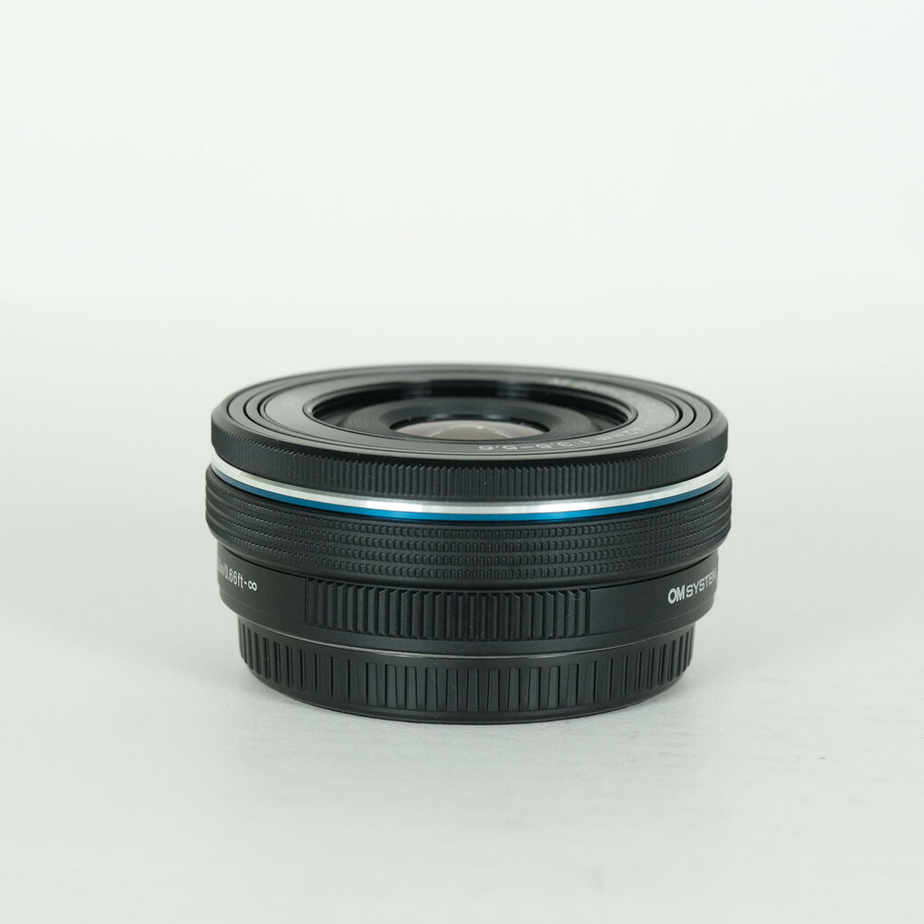 OM SYSTEM M.ZUIKO ED 14-42mm F3.5-5.6 EZ ブラックの出品 | ONE