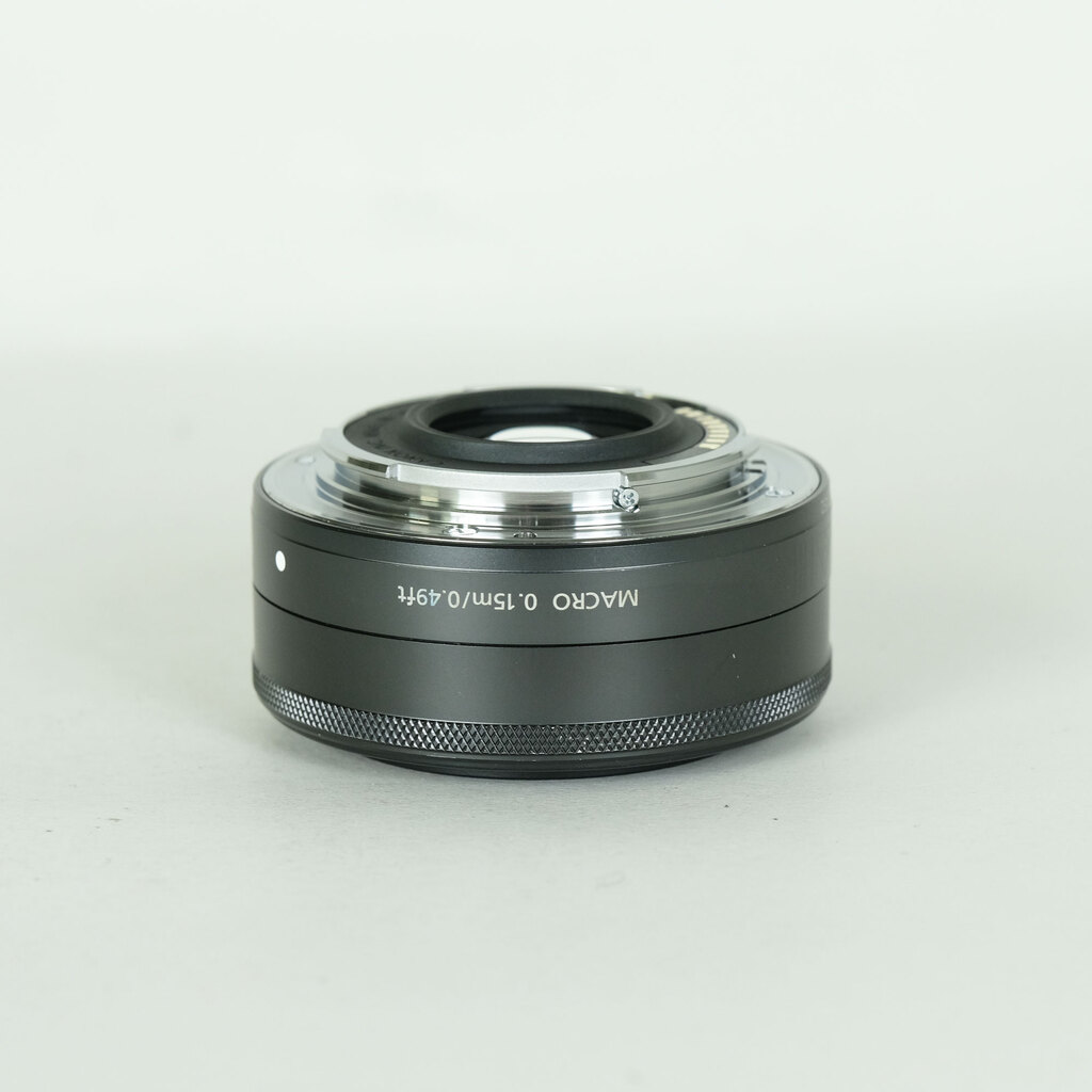 Canon EF-M22mm F2 STM Canon EF-M22mm F2 STM