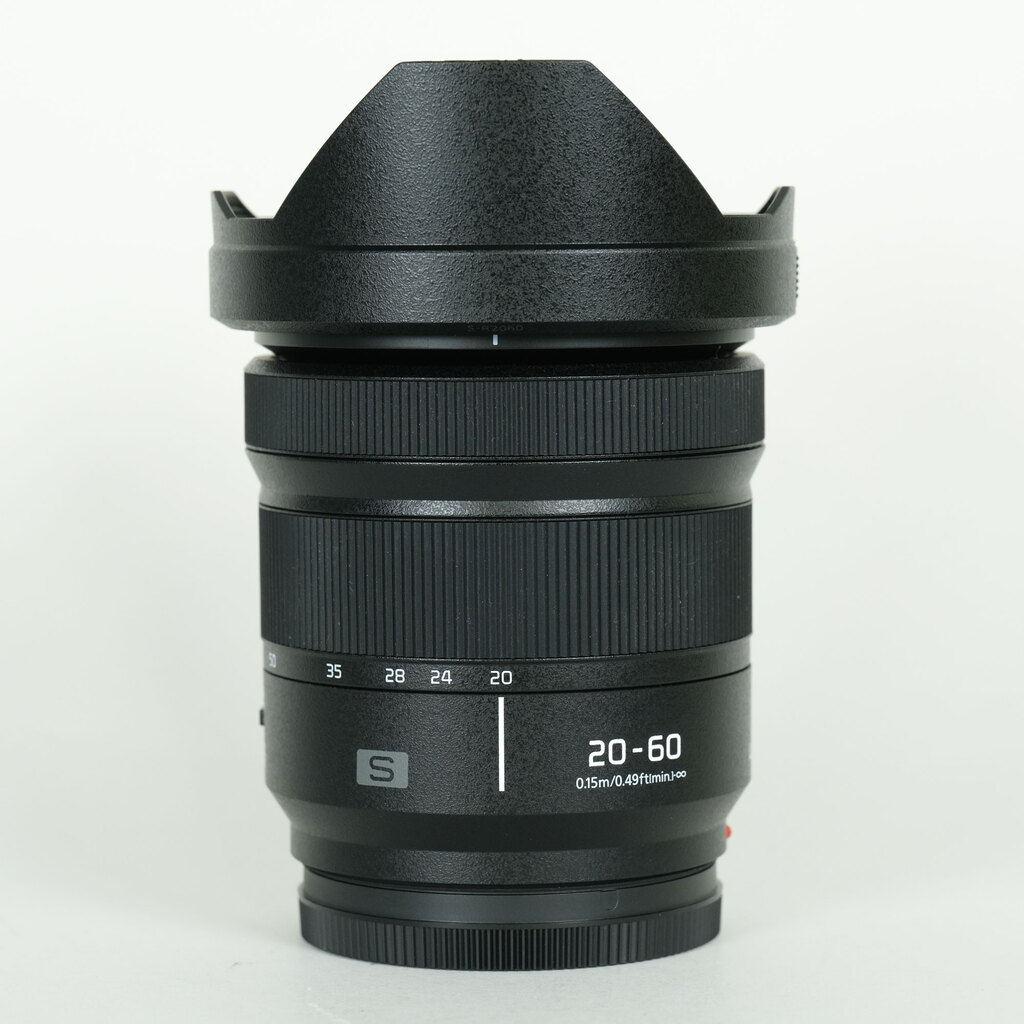 Panasonic LUMIX S 20-60mm F3.5-5.6 Panasonic LUMIX S 20-60mm F3.5-5.6