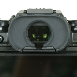 FUJIFILM X-T4 FUJIFILM X-T4