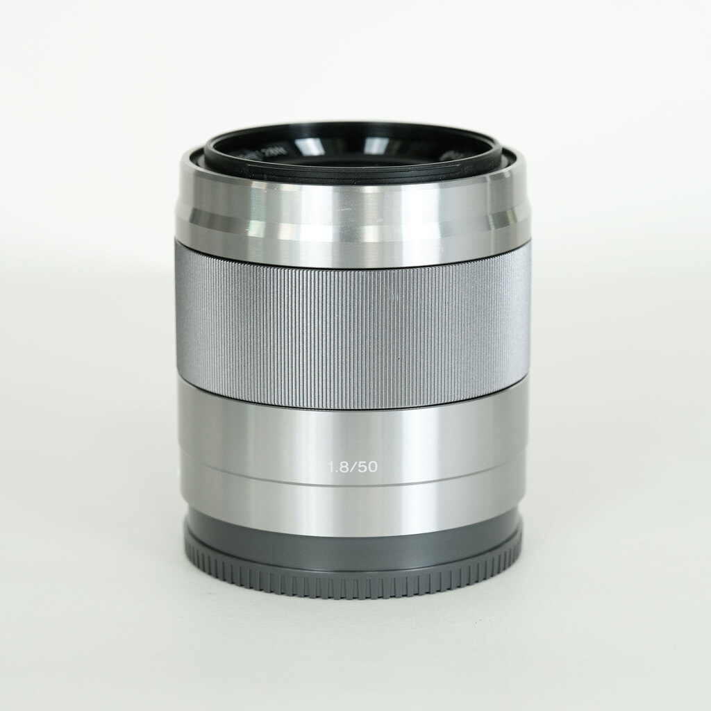 SONY E 50mm F1.8 OSS SEL50F18