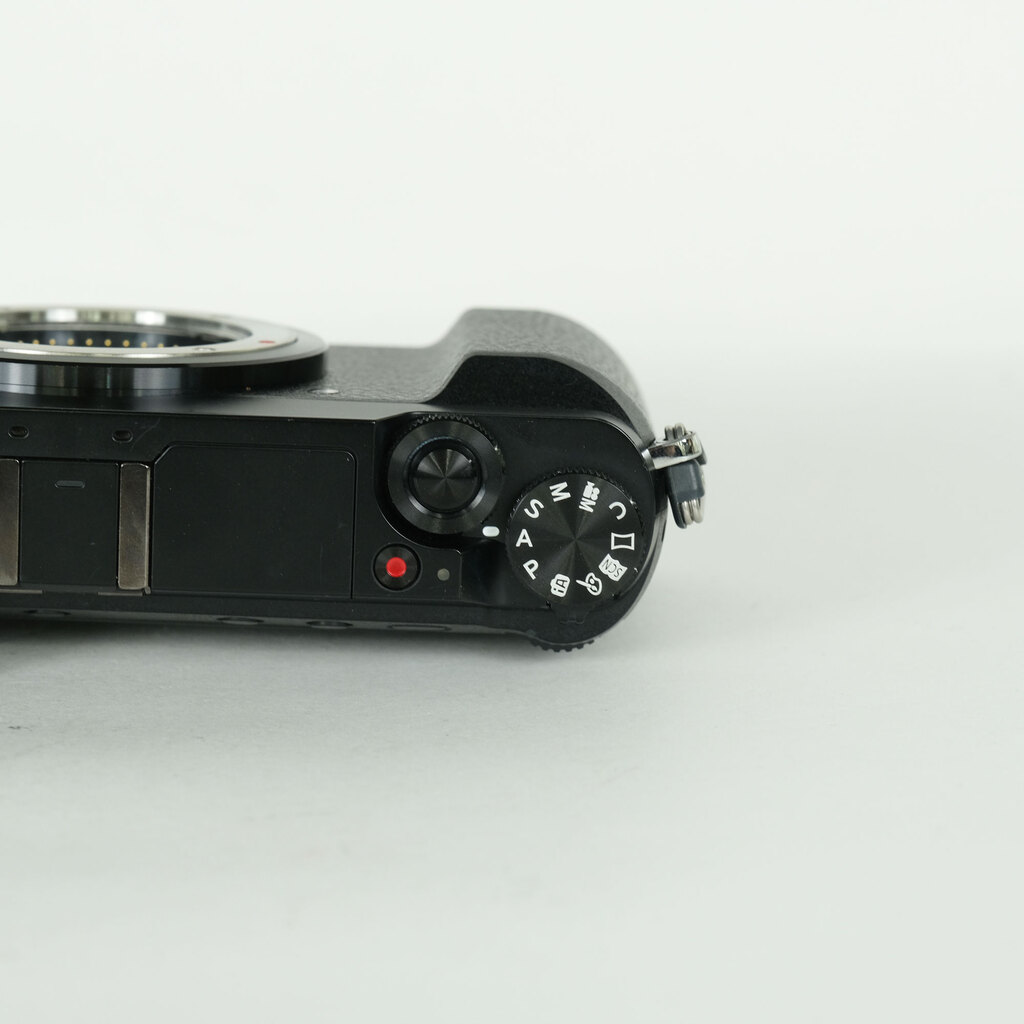 Panasonic LUMIX DMC-GX7MK2 ボディ ブラックの出品 | ONE SCENE（ワン