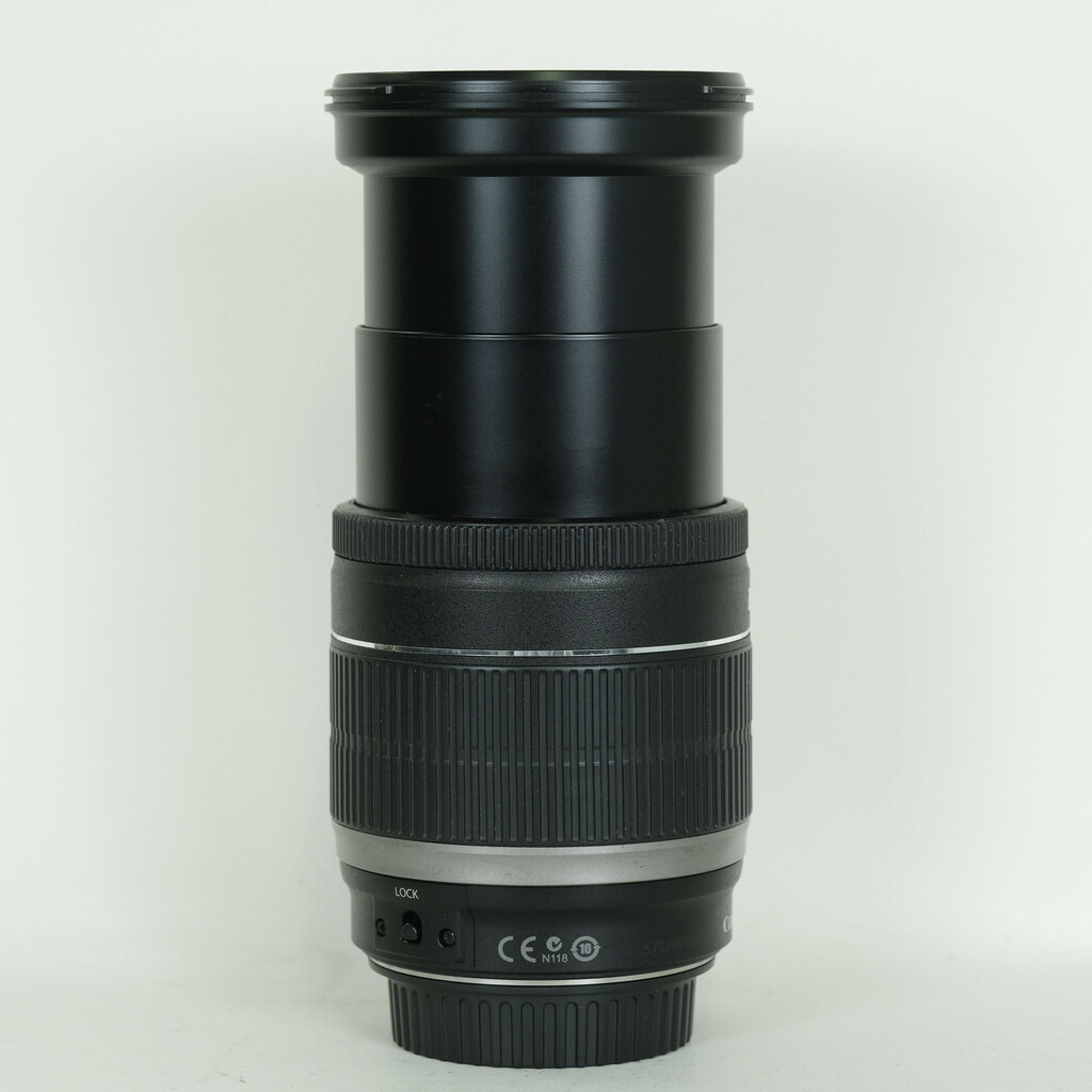 Canon EF-S18-200mm F3.5-5.6 IS Canon EF-S18-200mm F3.5-5.6 IS