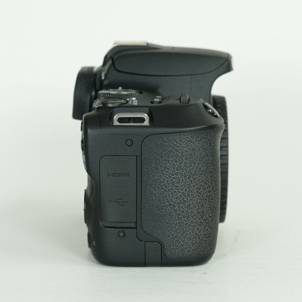 Canon EOS Kiss X9 Canon EOS Kiss X9