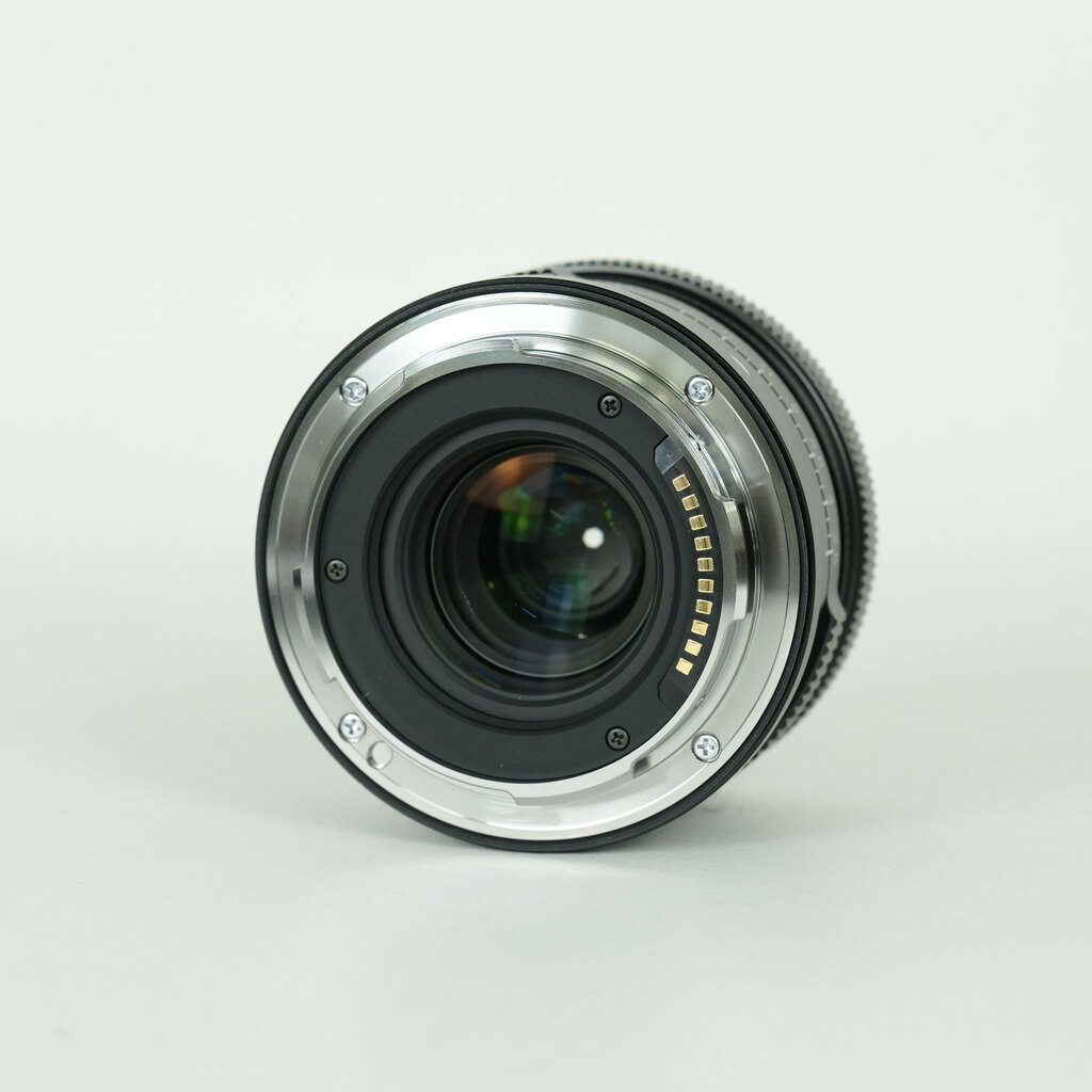 ライカＬ用のSIGMA45mmF2.8DG DN SIGMA 45mm F2.8 DG DN｜Contemporary [ライカL用]の出品 | ONE SCENE