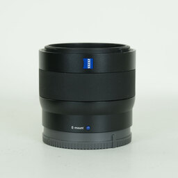 Carl Zeiss Touit 32mm F1.8(ソニーE用) Carl Zeiss Touit 32mm F1.8(ソニーE用)