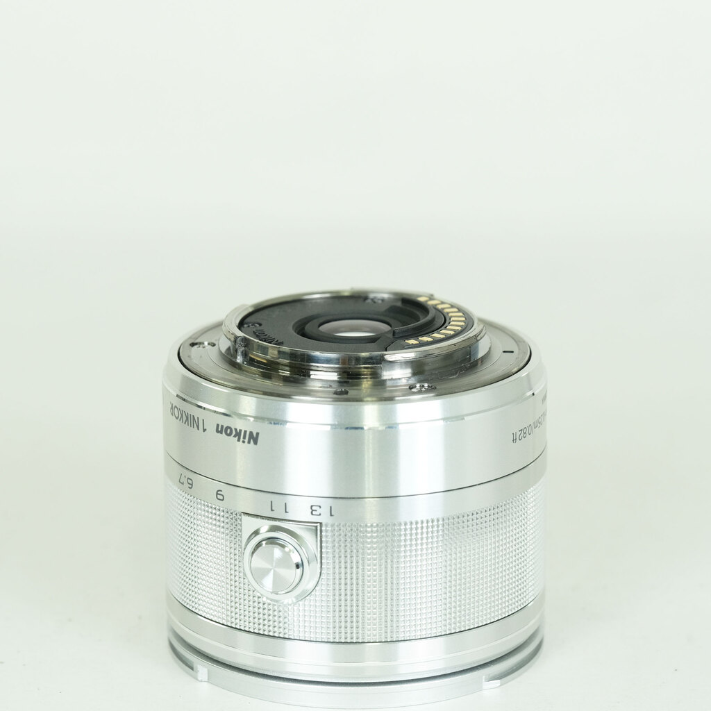 Nikon 1 NIKKOR VR 6.7-13mm f/3.5-5.6 シルバー