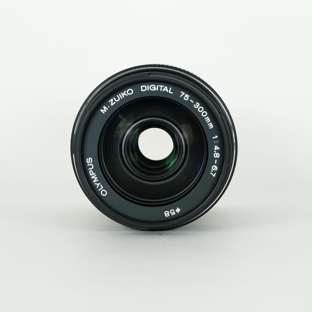 OLYMPUS M.ZUIKO ED75-300mm F4.8-6.7 ブラック