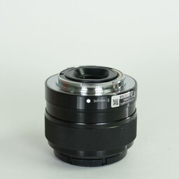 SONY E 35mm F1.8 OSS SEL35F18 SONY E 35mm F1.8 OSS SEL35F18
