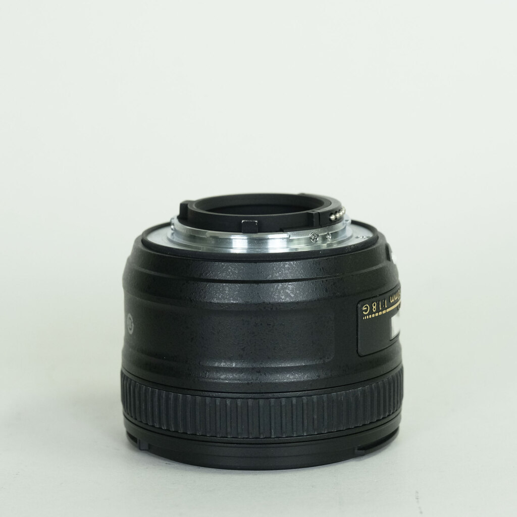 Nikon AF-S NIKKOR 50mm f/1.8G Nikon AF-S NIKKOR 50mm f/1.8G