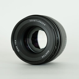 Voigtlander NOKTON 35mm F0.9 aspherical [フジフイルムX用]