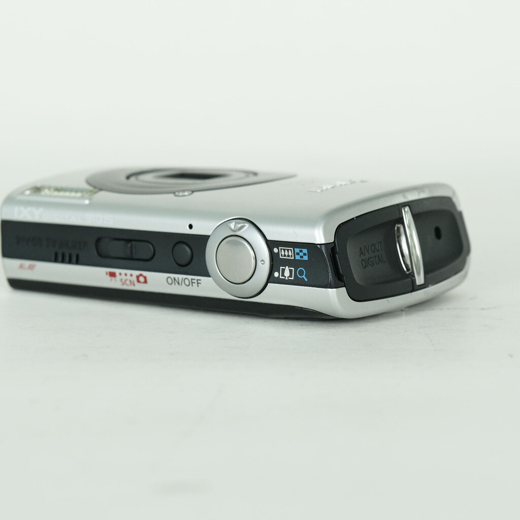 Canon IXY DIGITAL 910IS シルバーの出品 | ONE SCENE（ワンシーン）