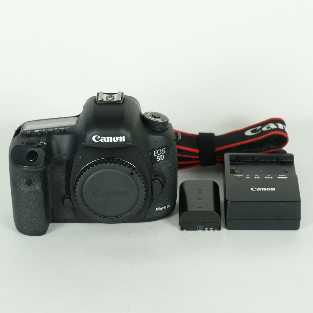 Canon EOS 5D Mark IIIの出品 | ONE SCENE（ワンシーン）