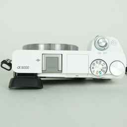 SONY α6000（ILCE-6000）