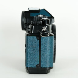 Nikon Z f プレミアムエクステリア張替済み   ［プレミアムエクステリア張替キャンペーン・皮革換装品］